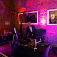 Charly – DJ Animateur vous propose ses services pour tous vos moments d’exception